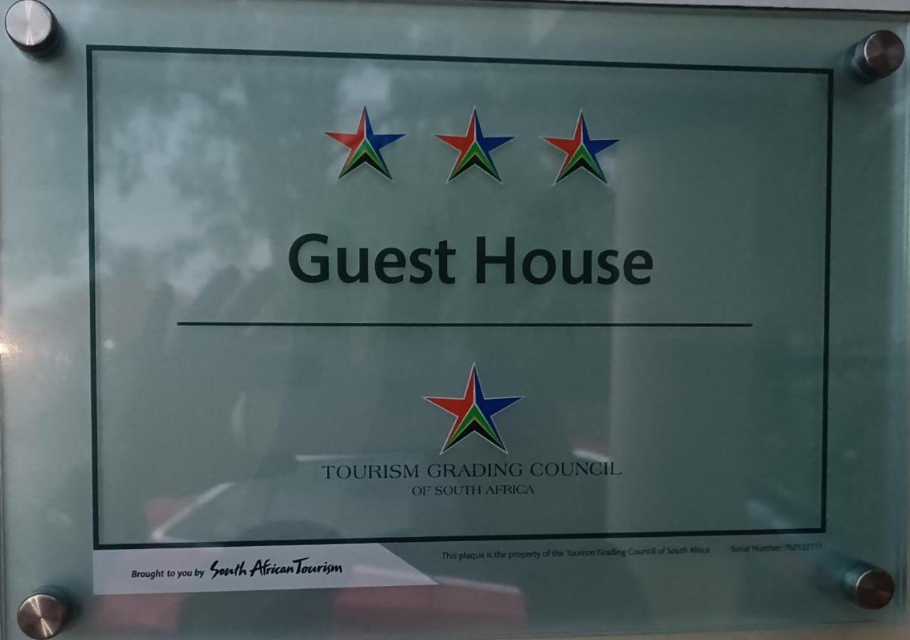 Lala Poa Guest House Klerksdorp Zewnętrze zdjęcie